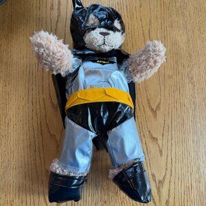 UNBRANDED TEDDY BEAR STUFFED ANIMAL WITH BATMAN COSTUME ON